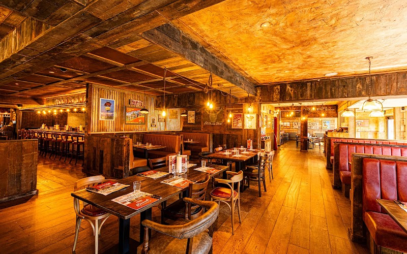 Hickory's Smokehouse Stafford